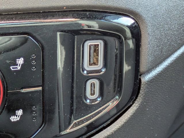 Used 2024 GMC Sierra 1500 Elevation image 25