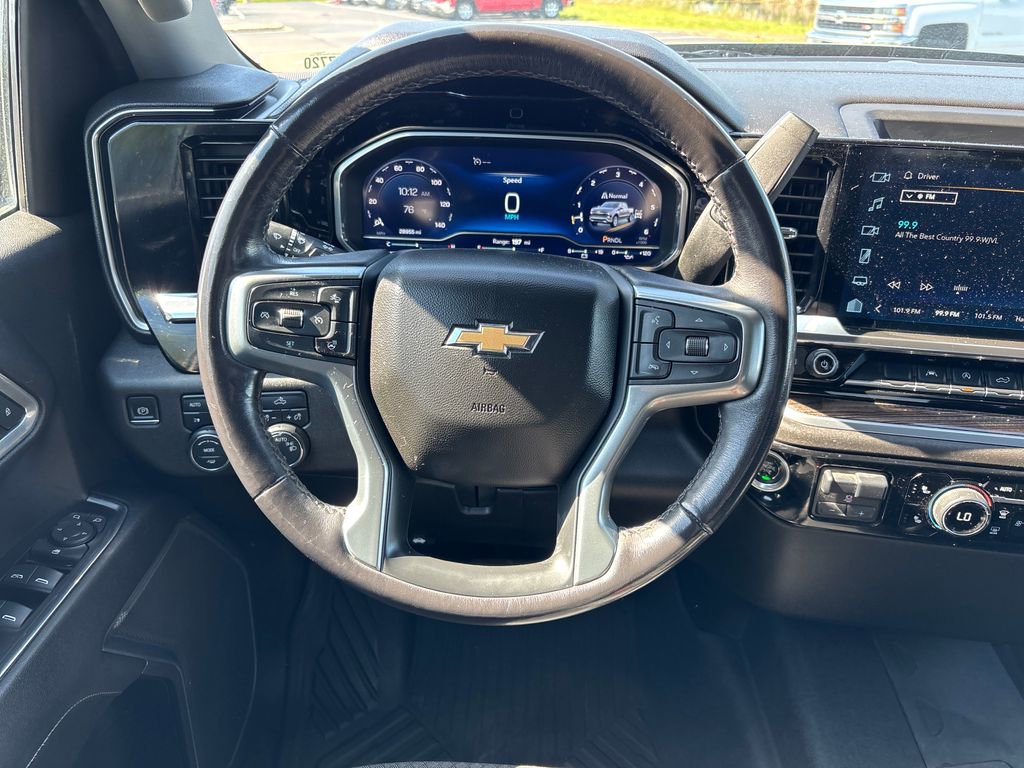 Certified 2022 Chevrolet Silverado 1500 LT AWD/4WD image 12