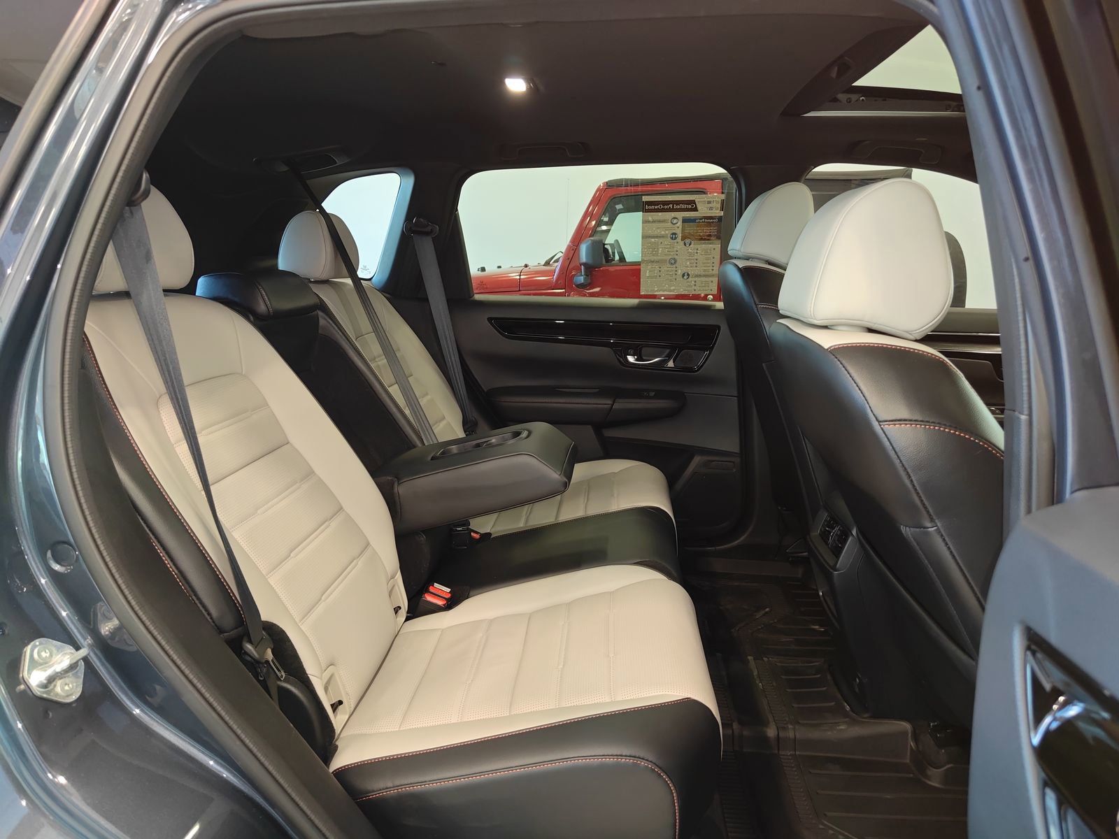 Used 2025 Honda CR-V Sport Touring image 18