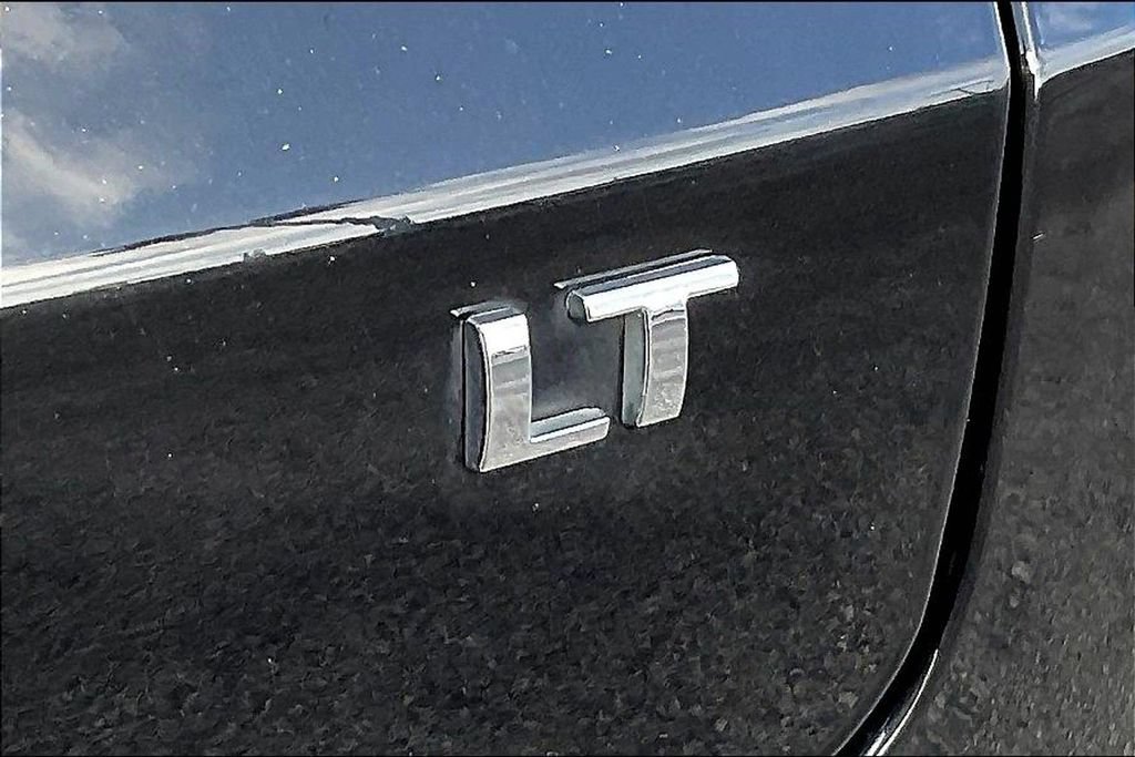 Used 2025 Chevrolet TrailBlazer LT AWD/4WD image 27