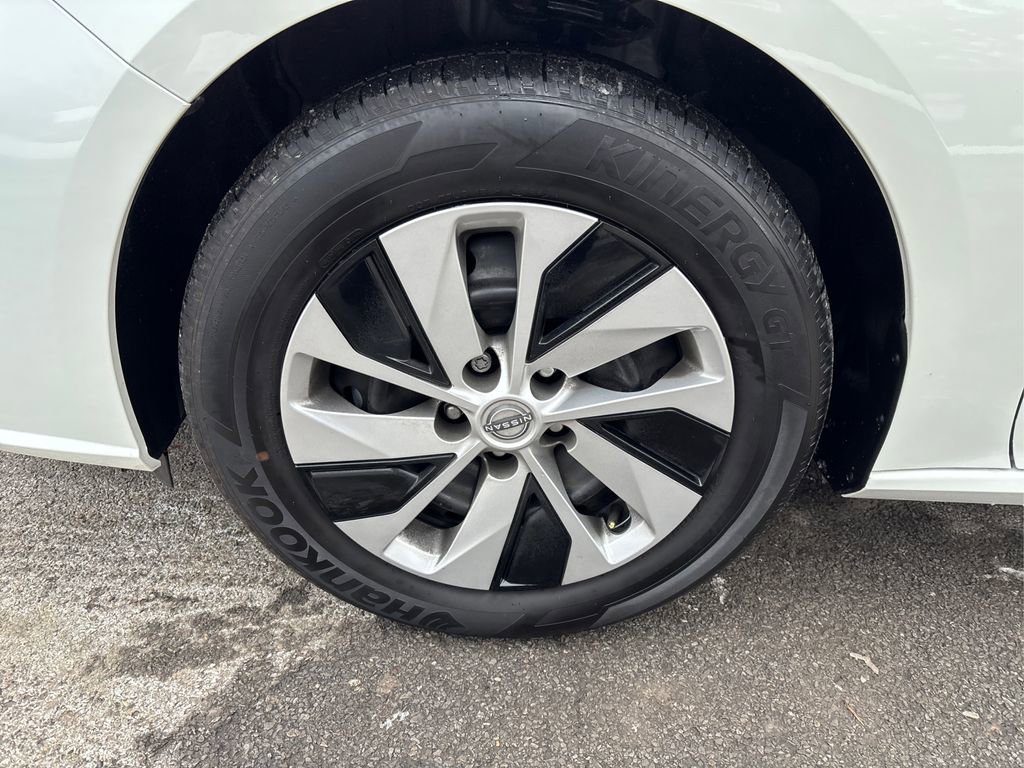 Certified 2025 Nissan Altima 2.5 S image 12