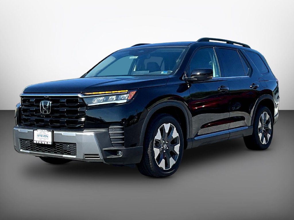 New 2026 Honda Pilot Touring image 3