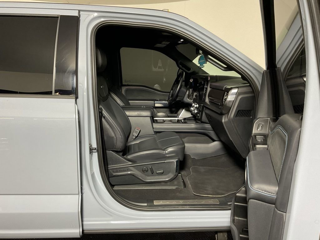 Used 2026 Ford F350 Platinum AWD/4WD image 38