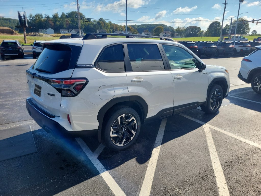 New 2026 Subaru Forester Premium AWD/4WD image 4