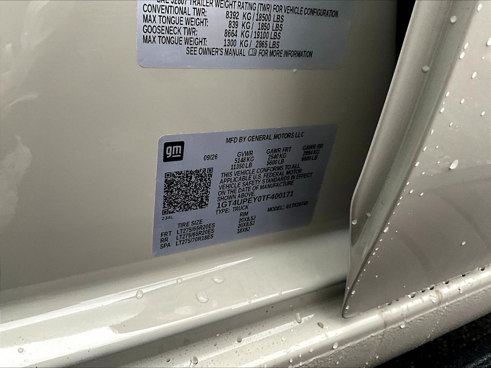 New 2026 GMC Sierra 2500 AT4 w/ AT4 Premium Plus Package AWD/4WD image 21