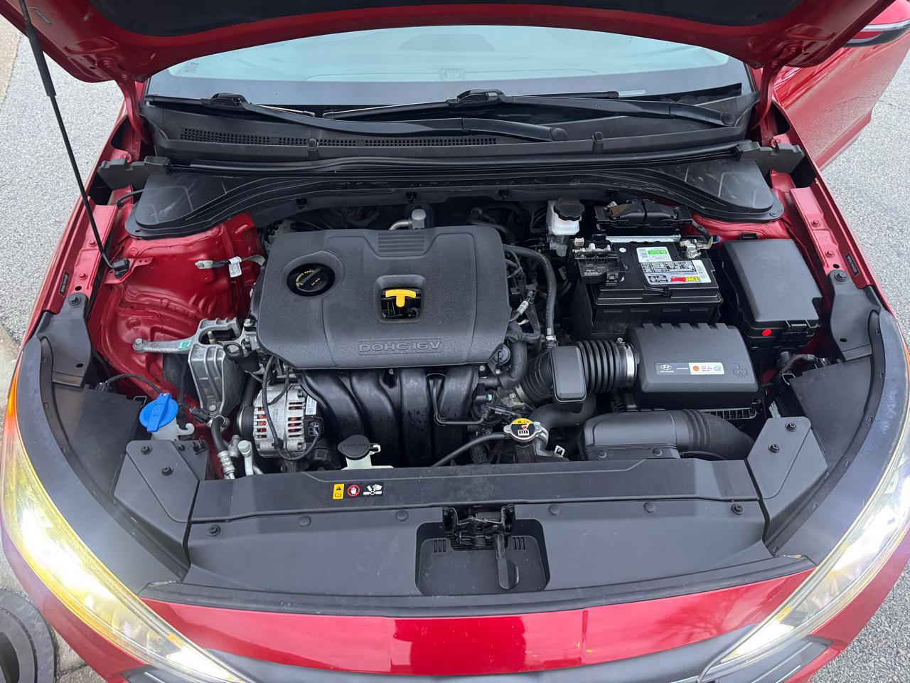 Used 2019 Hyundai Elantra Limited FWD image 18