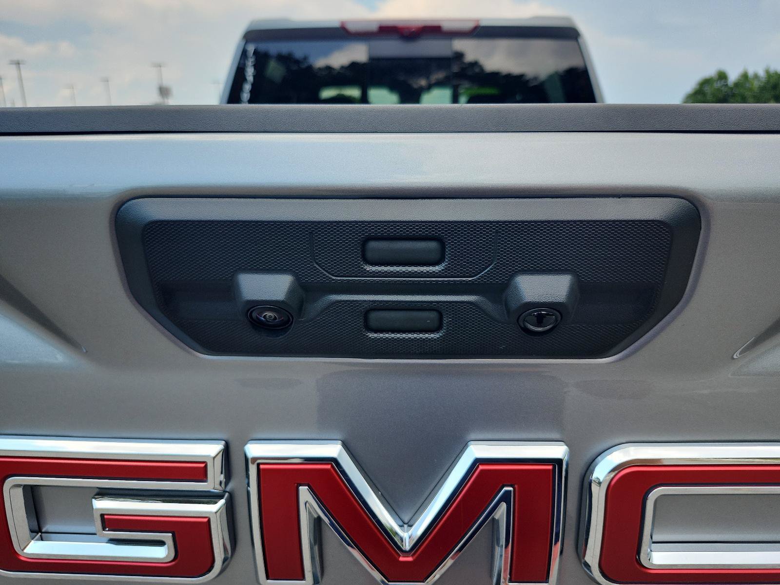 Used 2026 GMC Sierra 2500 AT4X AWD/4WD image 13