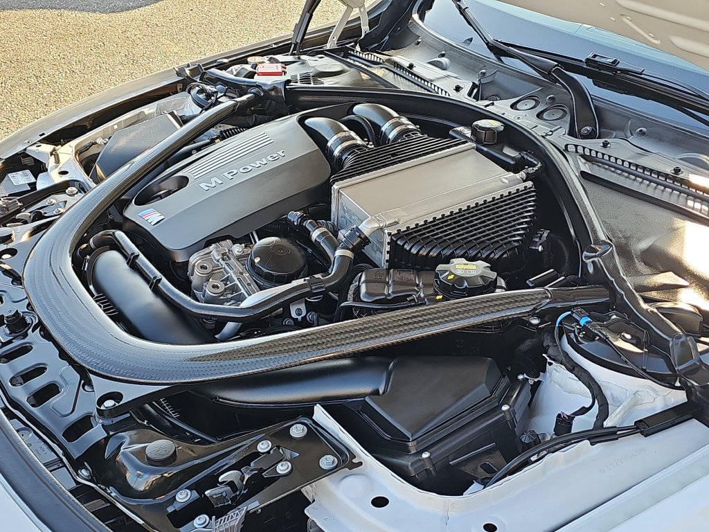 Used 2016 BMW M3 w/ Executive Package RWD image 38