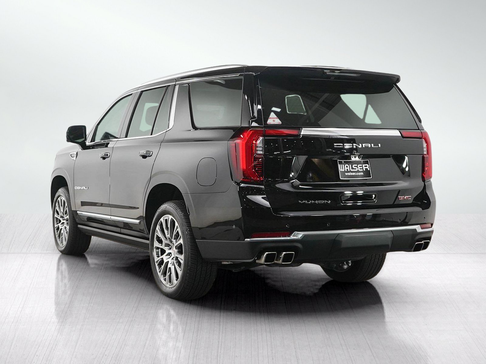 Used 2025 GMC Yukon Denali w/ Denali Reserve Package AWD/4WD image 3