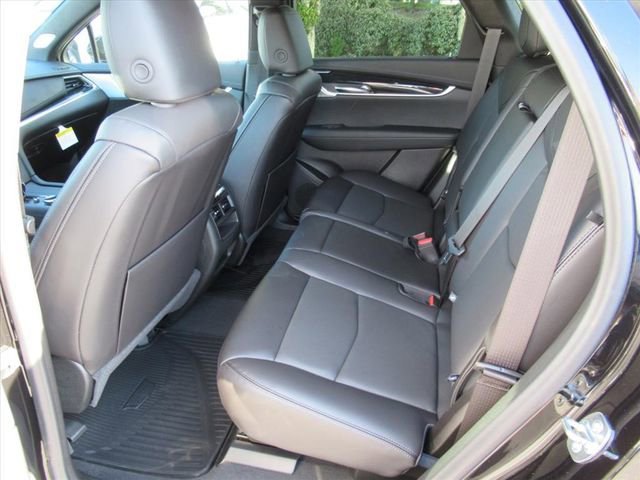 New 2026 Cadillac XT5 Premium Luxury w/ Driver Assist Package AWD/4WD image 33
