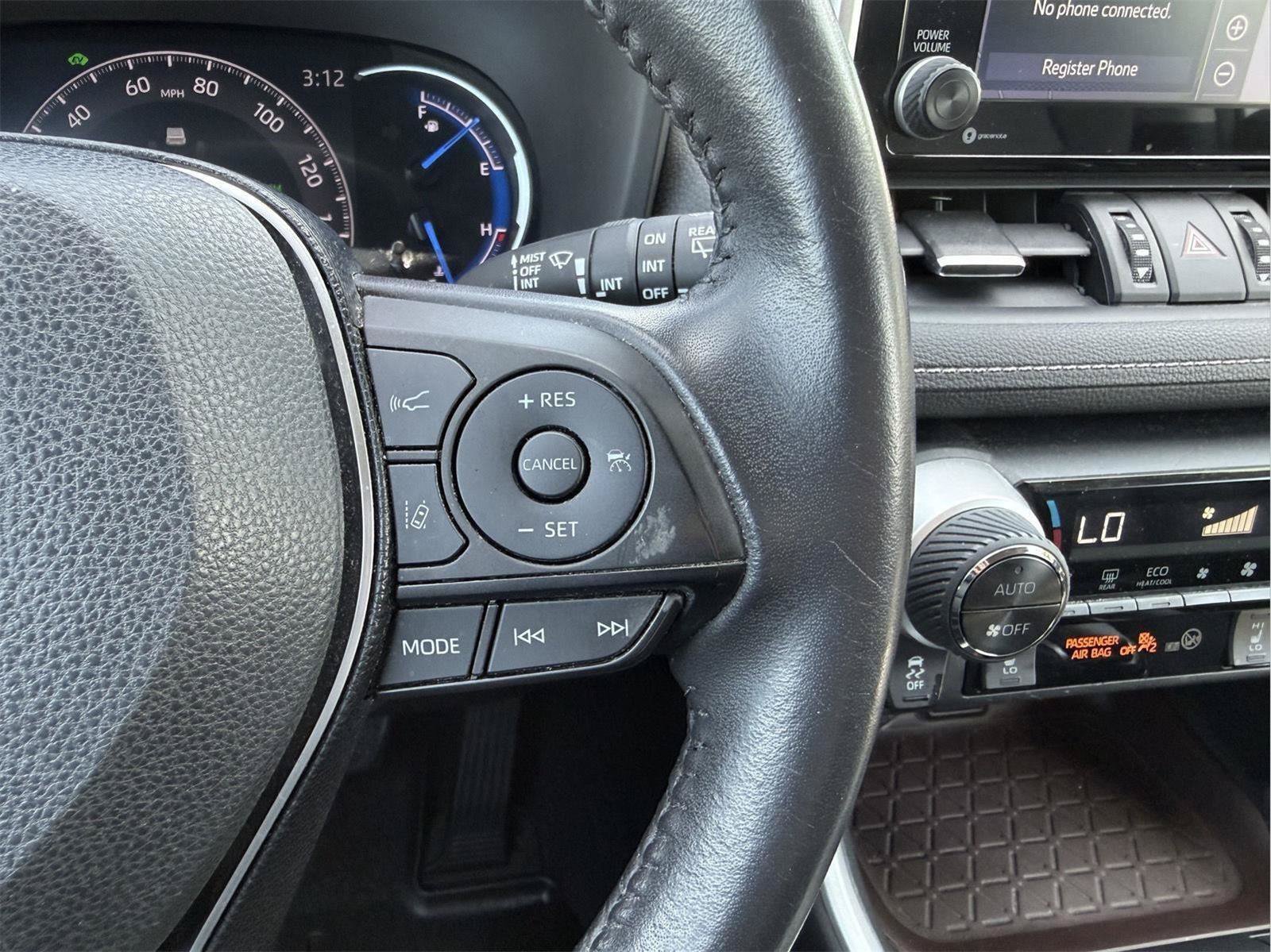 Used 2019 Toyota RAV4 Limited w/ Carpet Mat Package AWD/4WD image 16