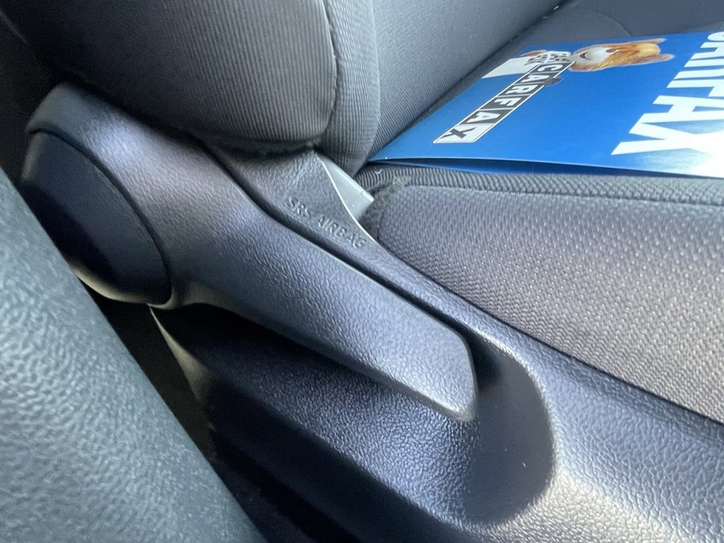 Used 2024 Toyota Corolla Cross LE image 12