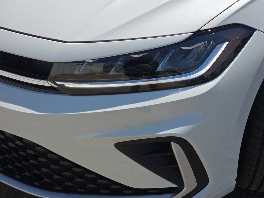 New 2026 Volkswagen Jetta SE FWD image 28