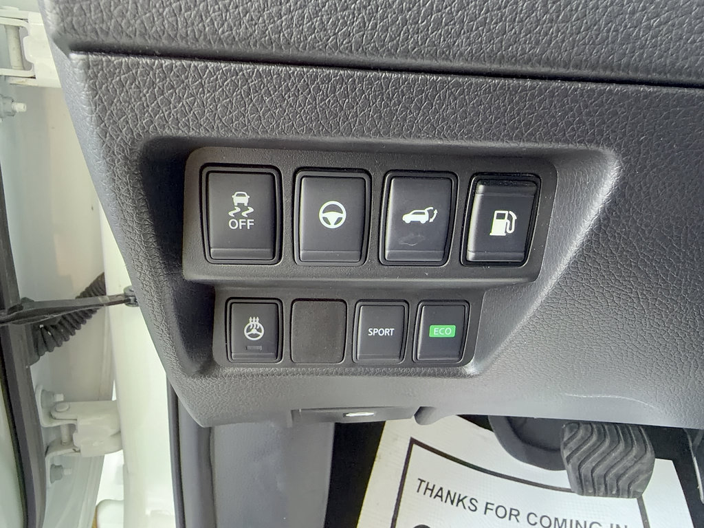 Used 2018 Nissan Rogue SL w/ Premium Package FWD image 26