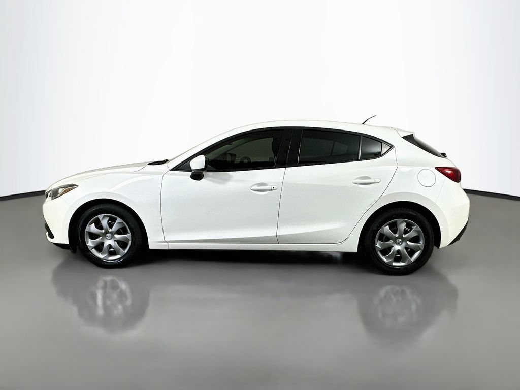 Used 2016 MAZDA MAZDA3 i Sport FWD image 4