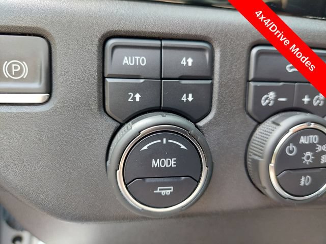 Used 2024 Chevrolet Silverado 1500 LT Trail Boss w/ Convenience Package II AWD/4WD image 15
