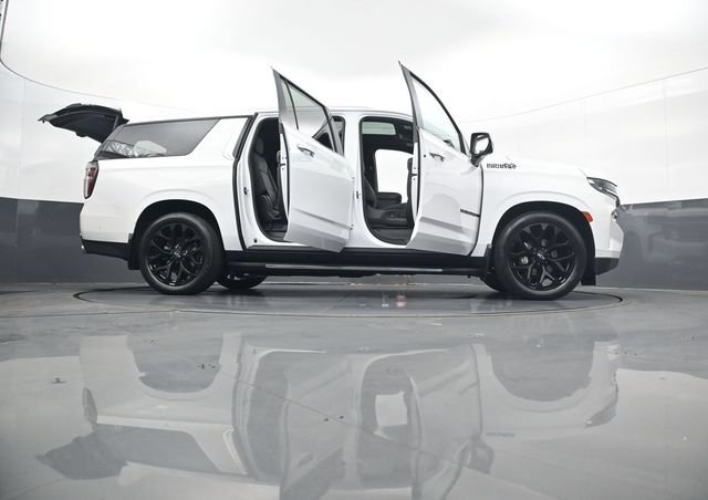 Used 2023 Chevrolet Suburban High Country w/ Advanced Technology Package AWD/4WD image 46