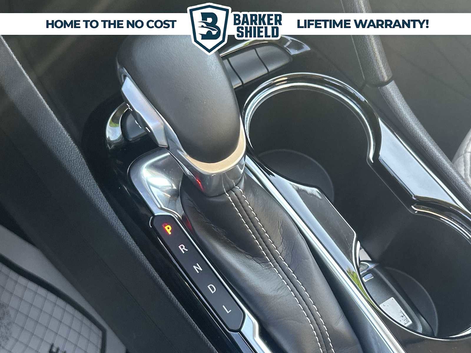 Used 2025 Buick Encore GX Avenir w/ Avenir Convenience Package FWD image 14
