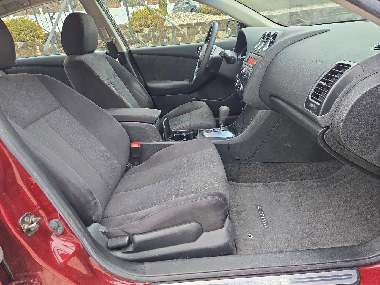 Used 2010 Nissan Altima 2.5 S image 21