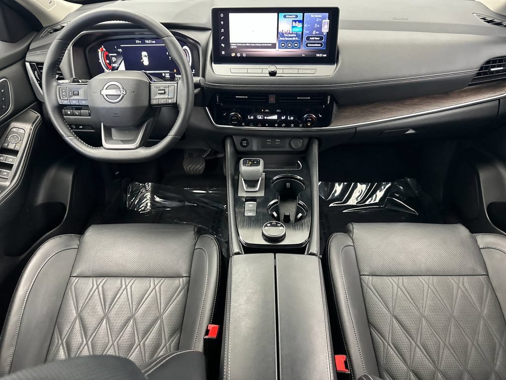 Used 2025 Nissan Rogue Platinum w/ Platinum Premium Package AWD/4WD image 12