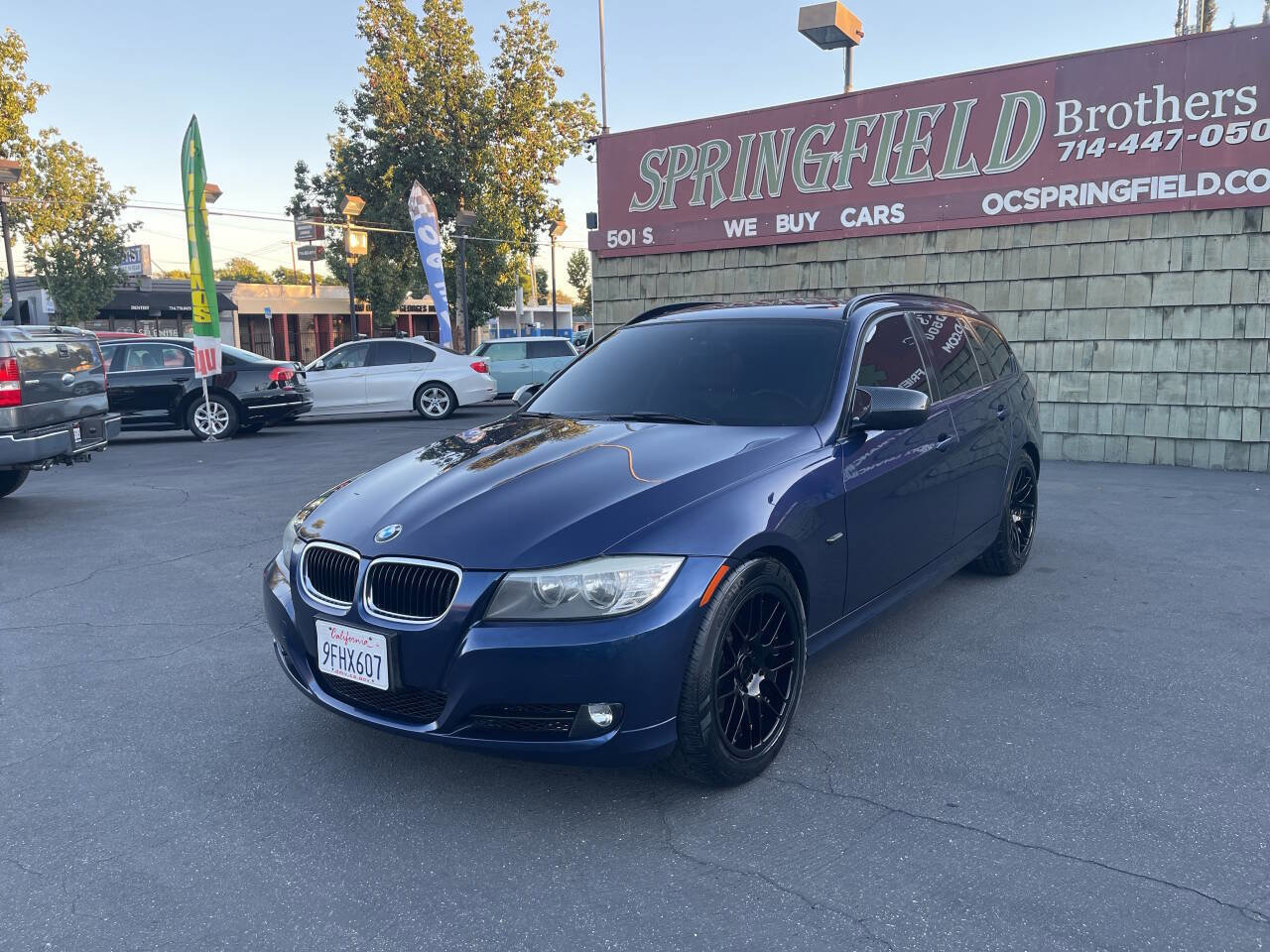 Used 2012 BMW 328i Wagon image 1