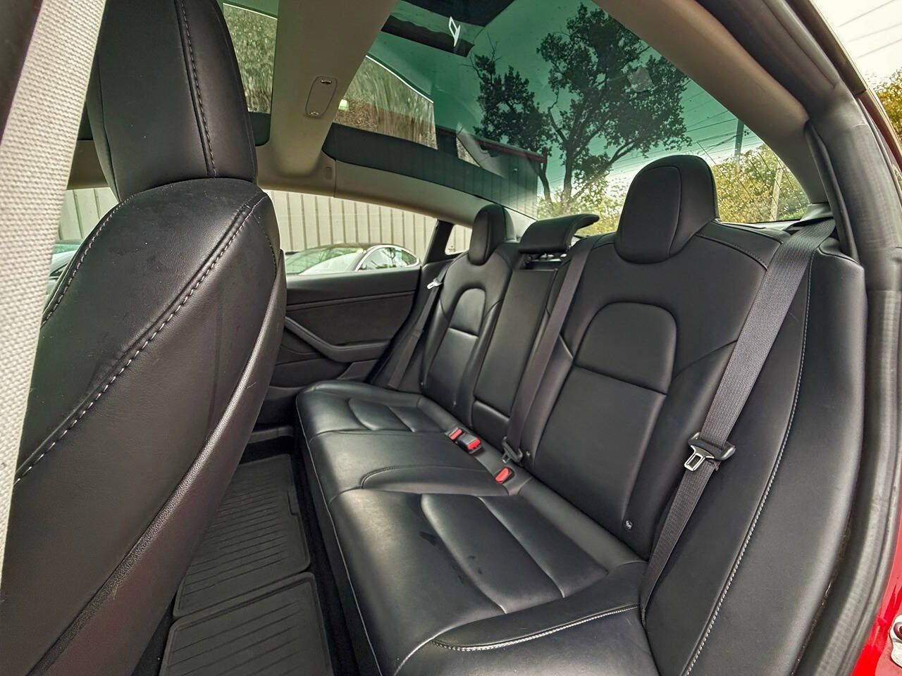 Used 2018 Tesla Model 3 Long Range image 15