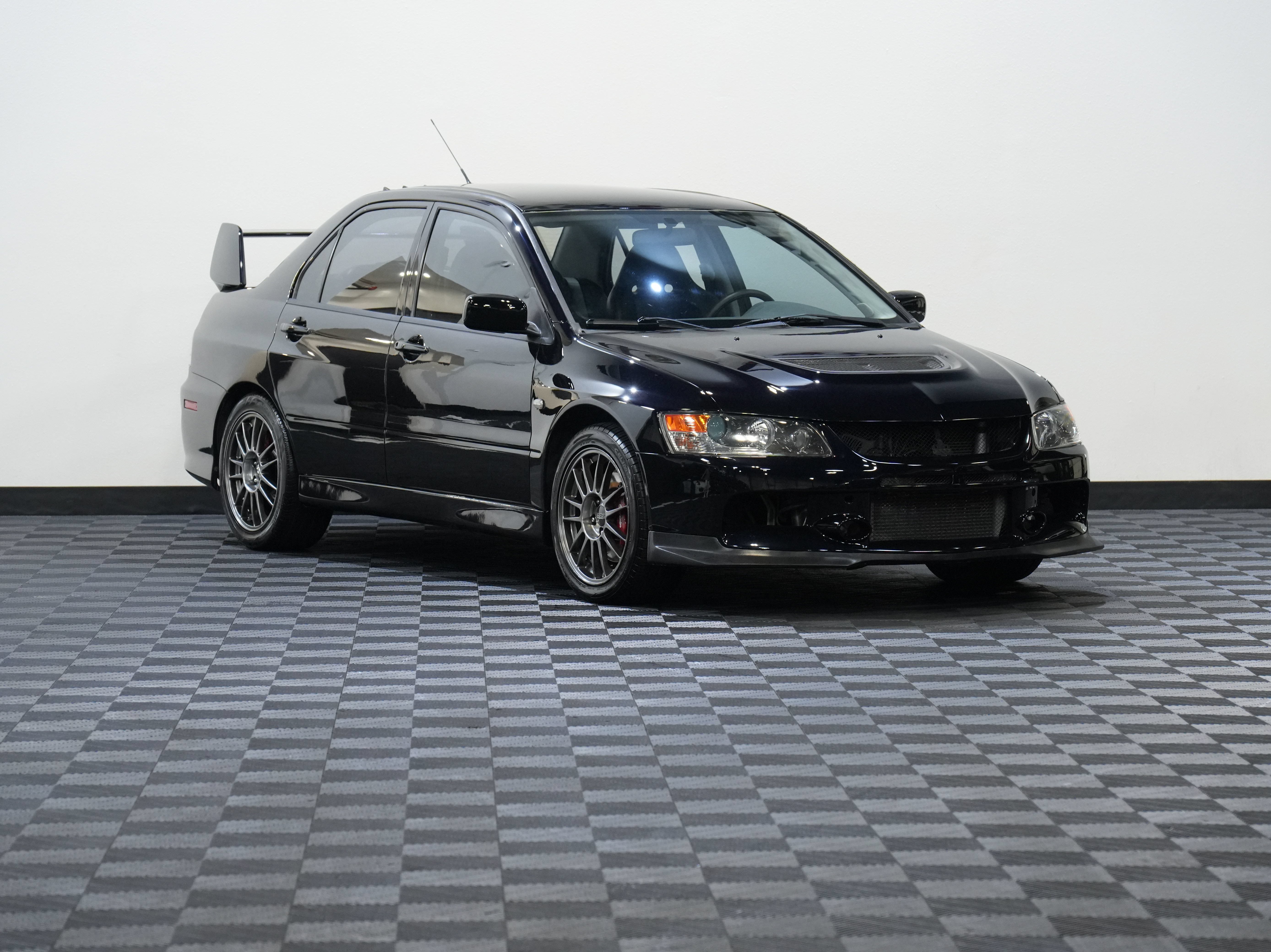 Used 2006 Mitsubishi Lancer Evolution MR AWD/4WD image 5