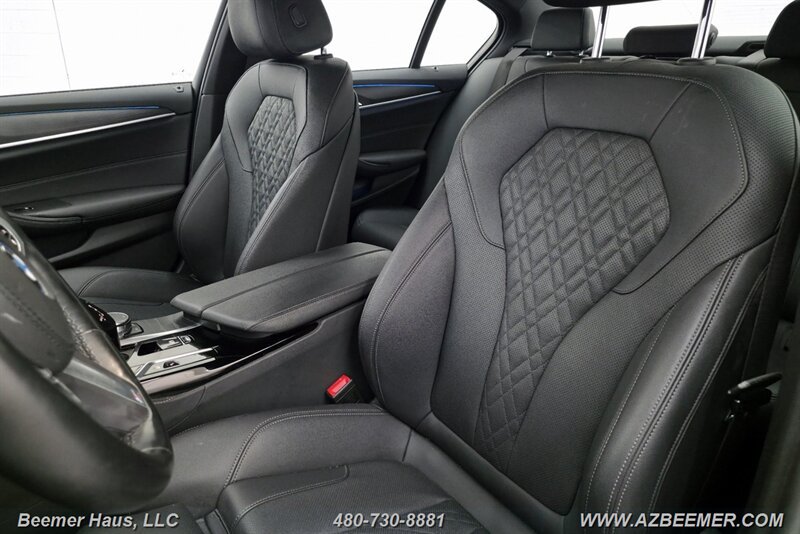 Used 2023 BMW 530e w/ M Sport Package RWD image 18