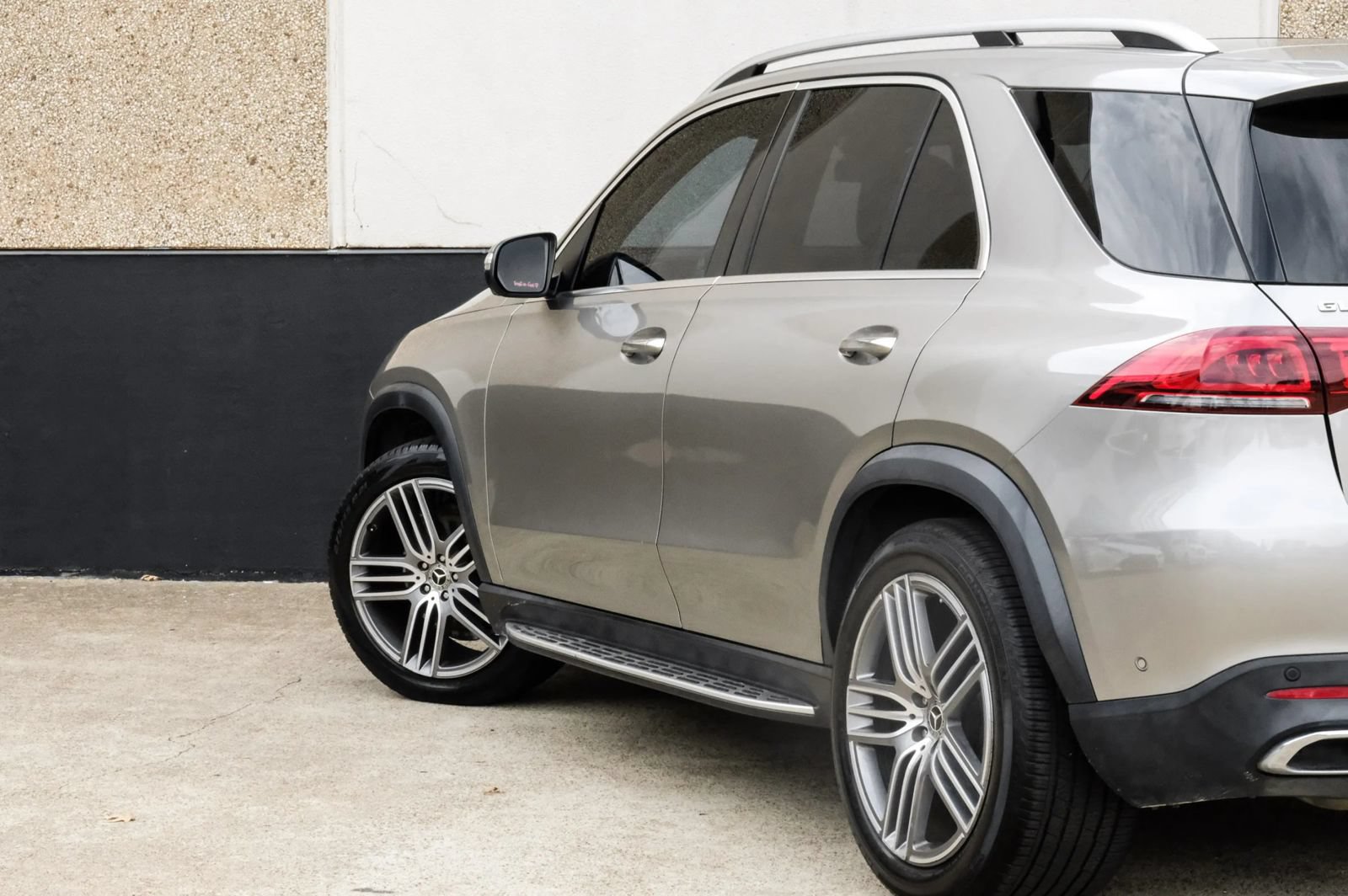 Used 2020 Mercedes-Benz GLE 350 image 13