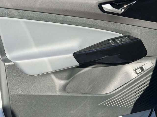 Used 2022 Volkswagen ID.4 Pro S image 14