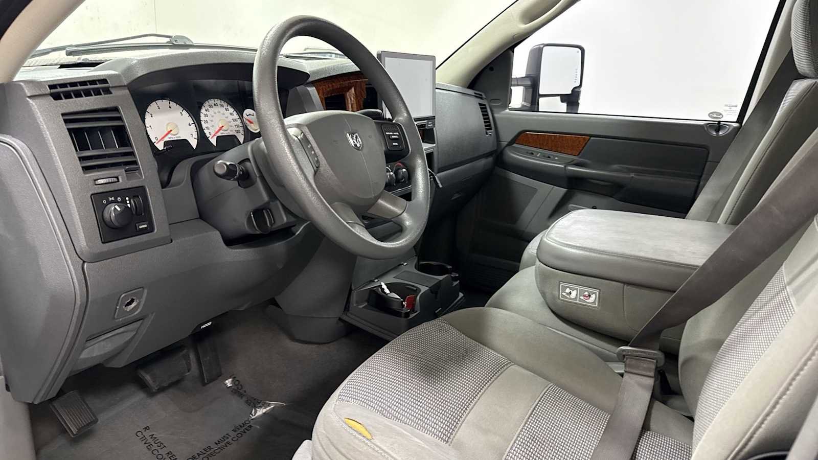 Used 2006 Dodge Ram 1500 Truck SLT image 12