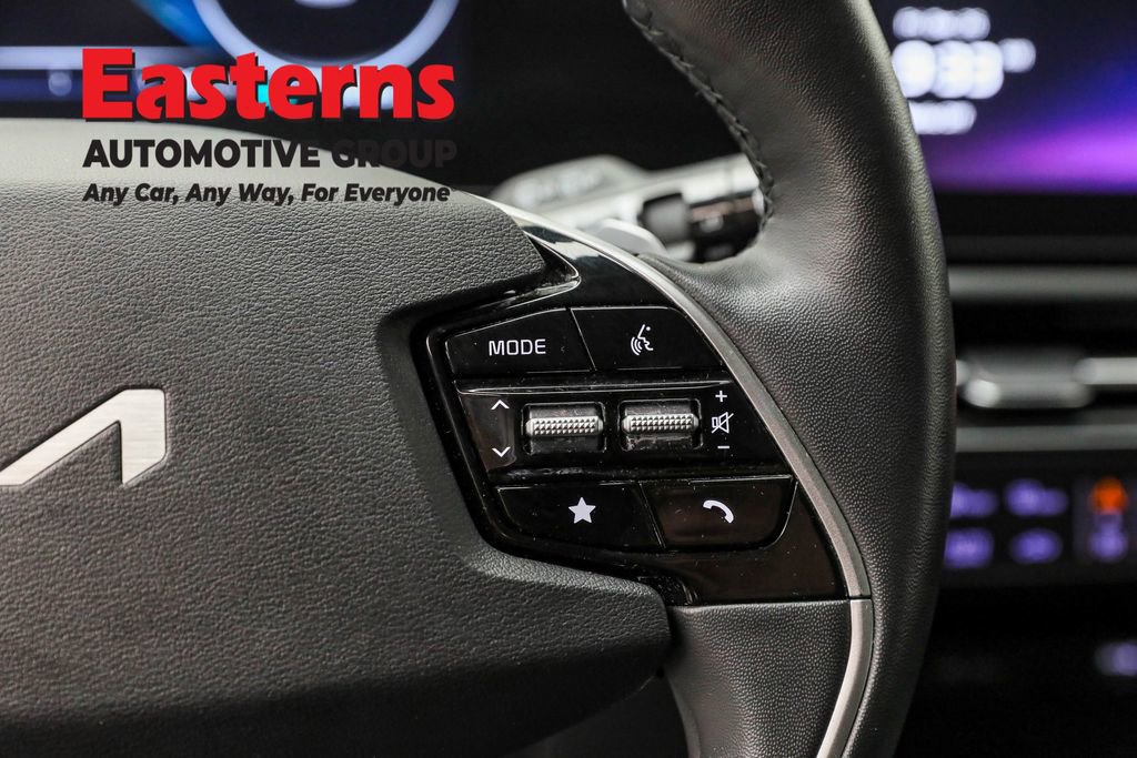 Used 2023 Kia Niro Wind w/ Wind Preserve Package image 16