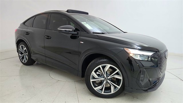 Used 2025 Audi Q4 e-tron Premium w/ Convenience Package