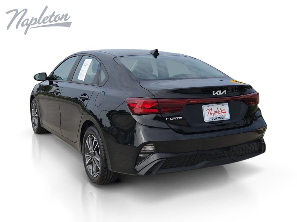 Used 2024 Kia Forte LXS FWD image 3