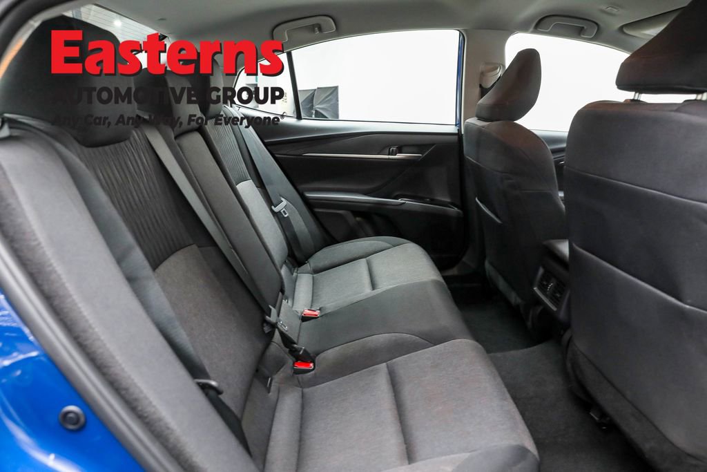 Used 2025 Toyota Camry LE w/ Convenience Package image 21