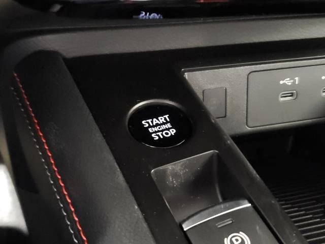 Used 2025 Nissan Kicks SR image 26