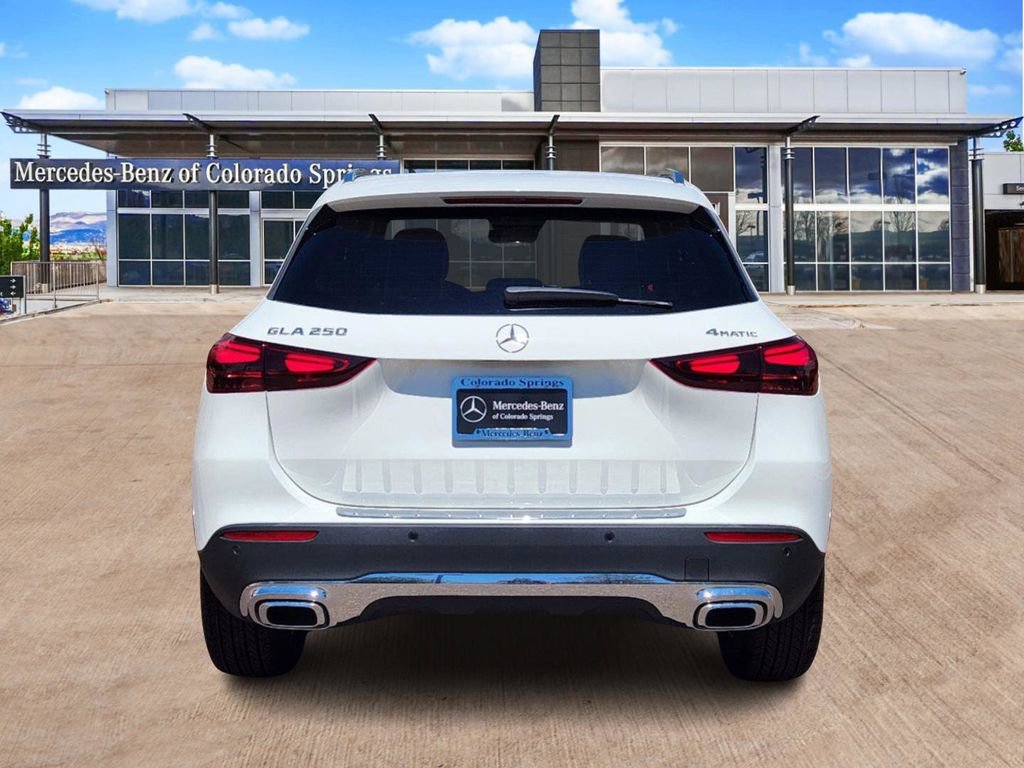 New 2025 Mercedes-Benz GLA 250 4MATIC image 6