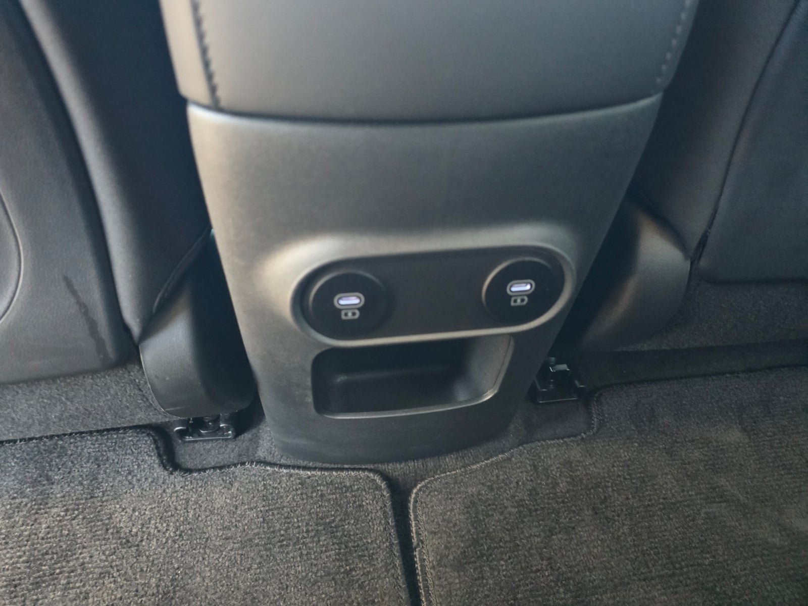 Used 2025 Hyundai Ioniq 5 SE RWD image 24
