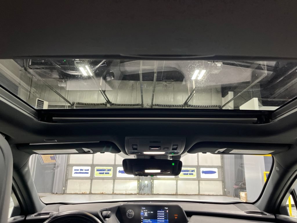 Used 2022 Lexus UX 250h w/ Premium Package AWD/4WD image 35