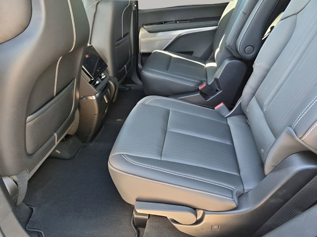 New 2026 Cadillac Vistiq Luxury AWD/4WD image 21