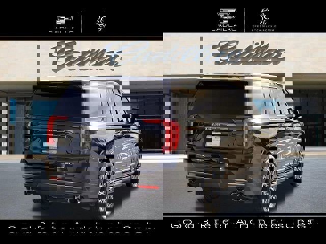 Used 2024 GMC Yukon XL Denali Ultimate image 3