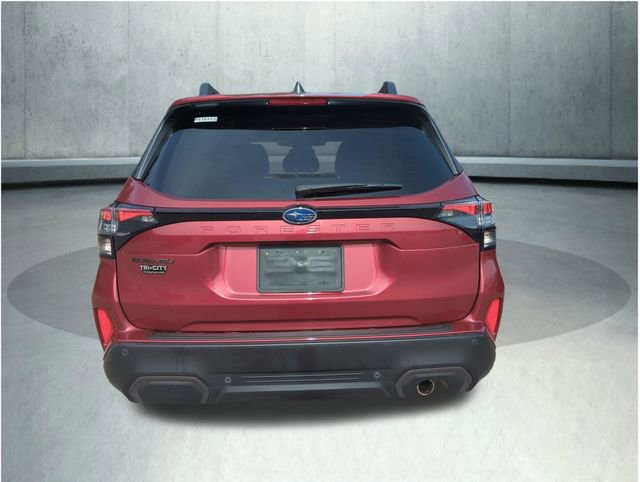 Used 2025 Subaru Forester Limited image 5