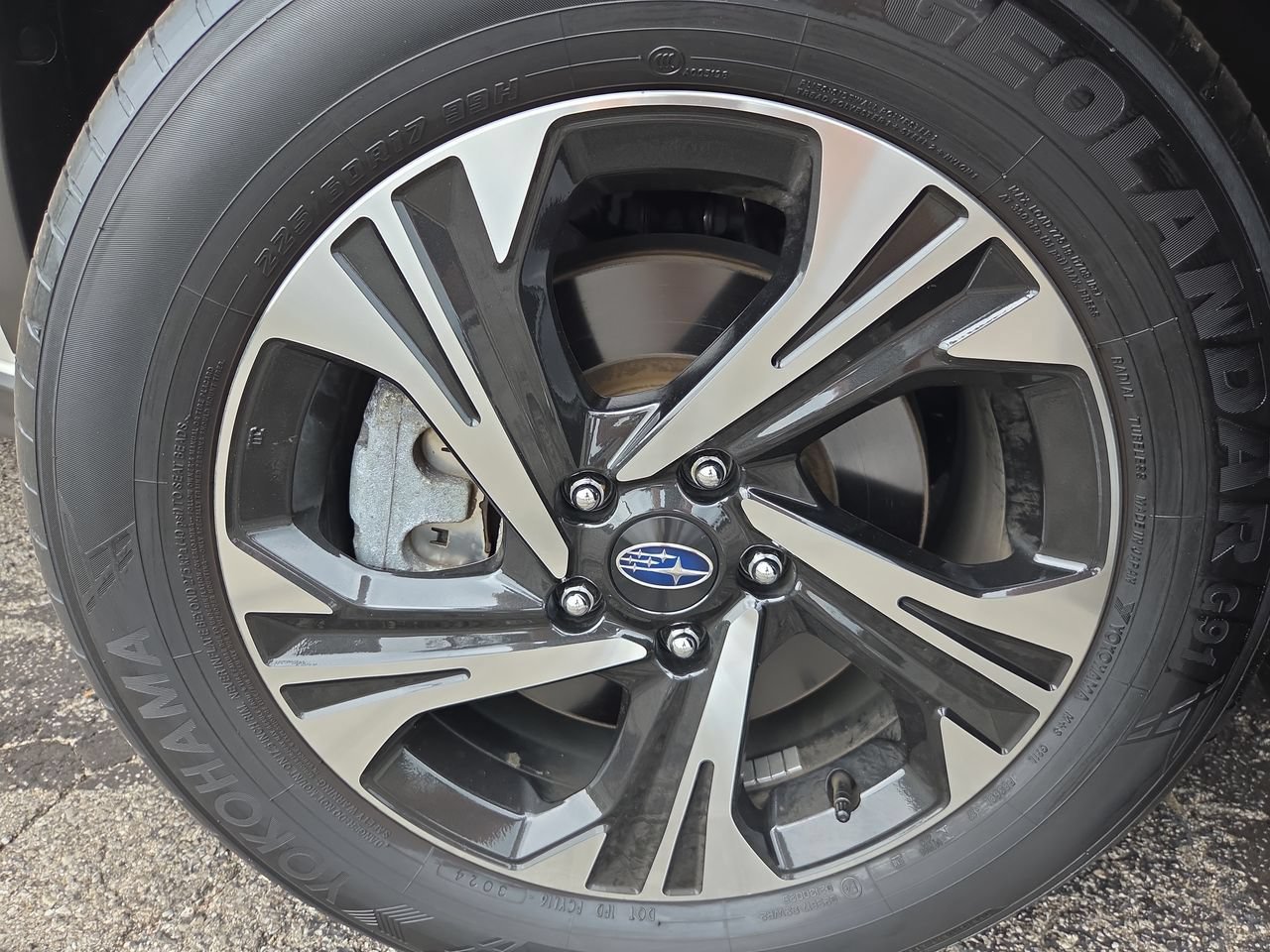 Certified 2024 Subaru Crosstrek 2.0i Premium AWD/4WD image 12