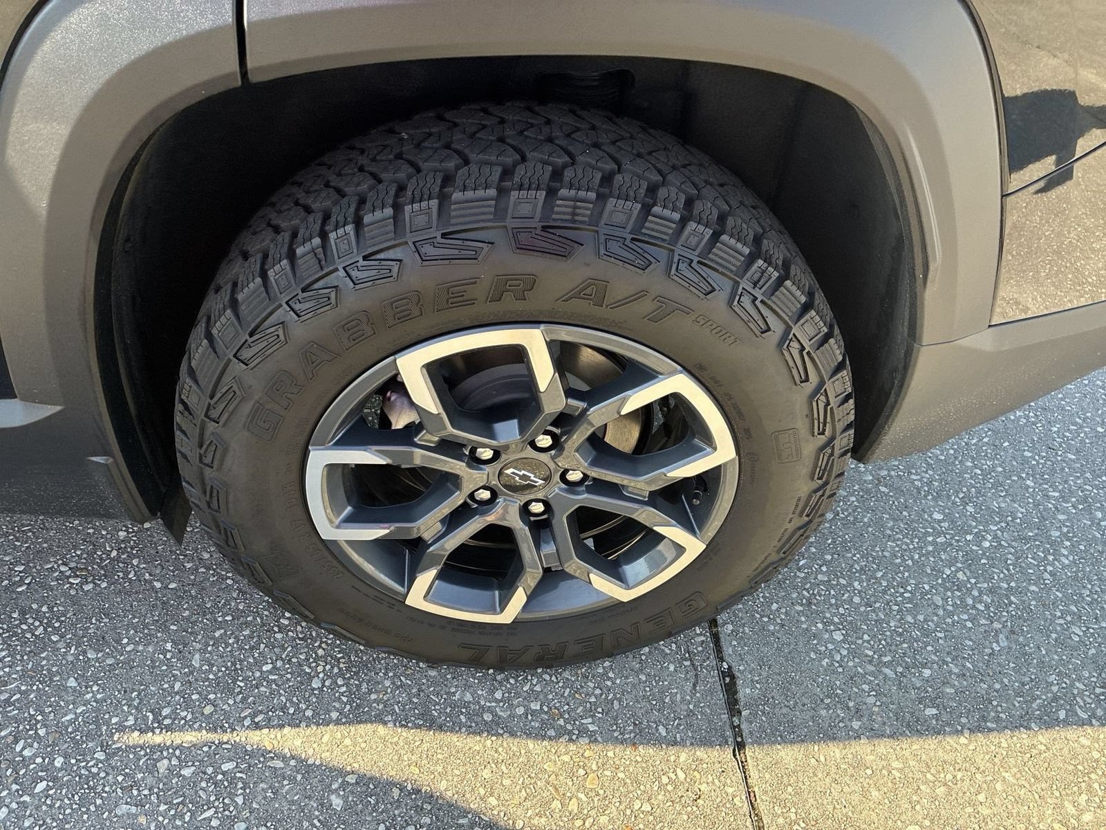 Certified 2026 Chevrolet Equinox ACTIV AWD/4WD image 33