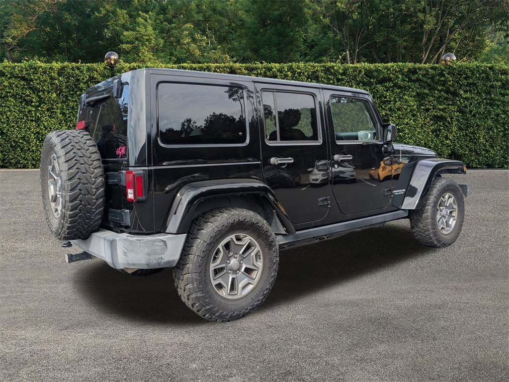 Used 2017 Jeep Wrangler Unlimited Rubicon w/ Connectivity Group image 4