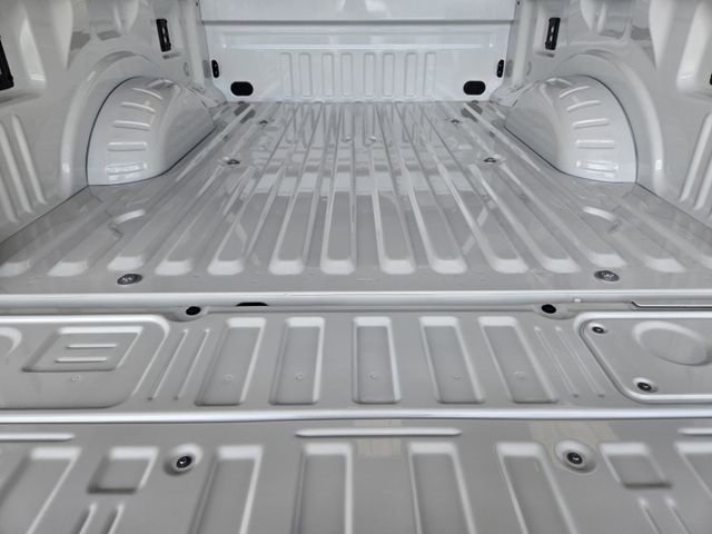 New 2026 Ford F250 Platinum w/ FX4 Off-Road Package image 23