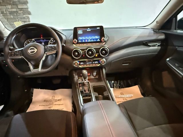 Certified 2025 Nissan Sentra SR w/ Midnight Edition FWD image 25