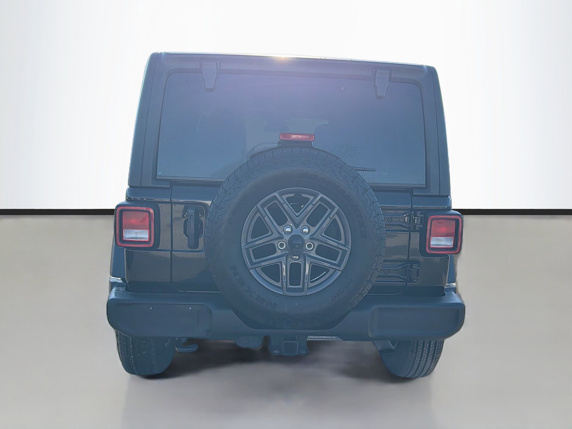 Used 2024 Jeep Wrangler Sport S image 5