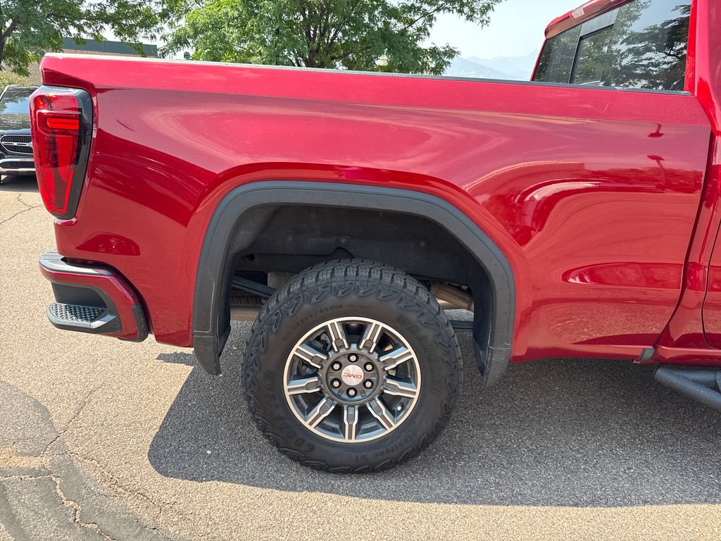Used 2024 GMC Sierra 1500 AT4 w/ AT4 Premium Package AWD/4WD image 32