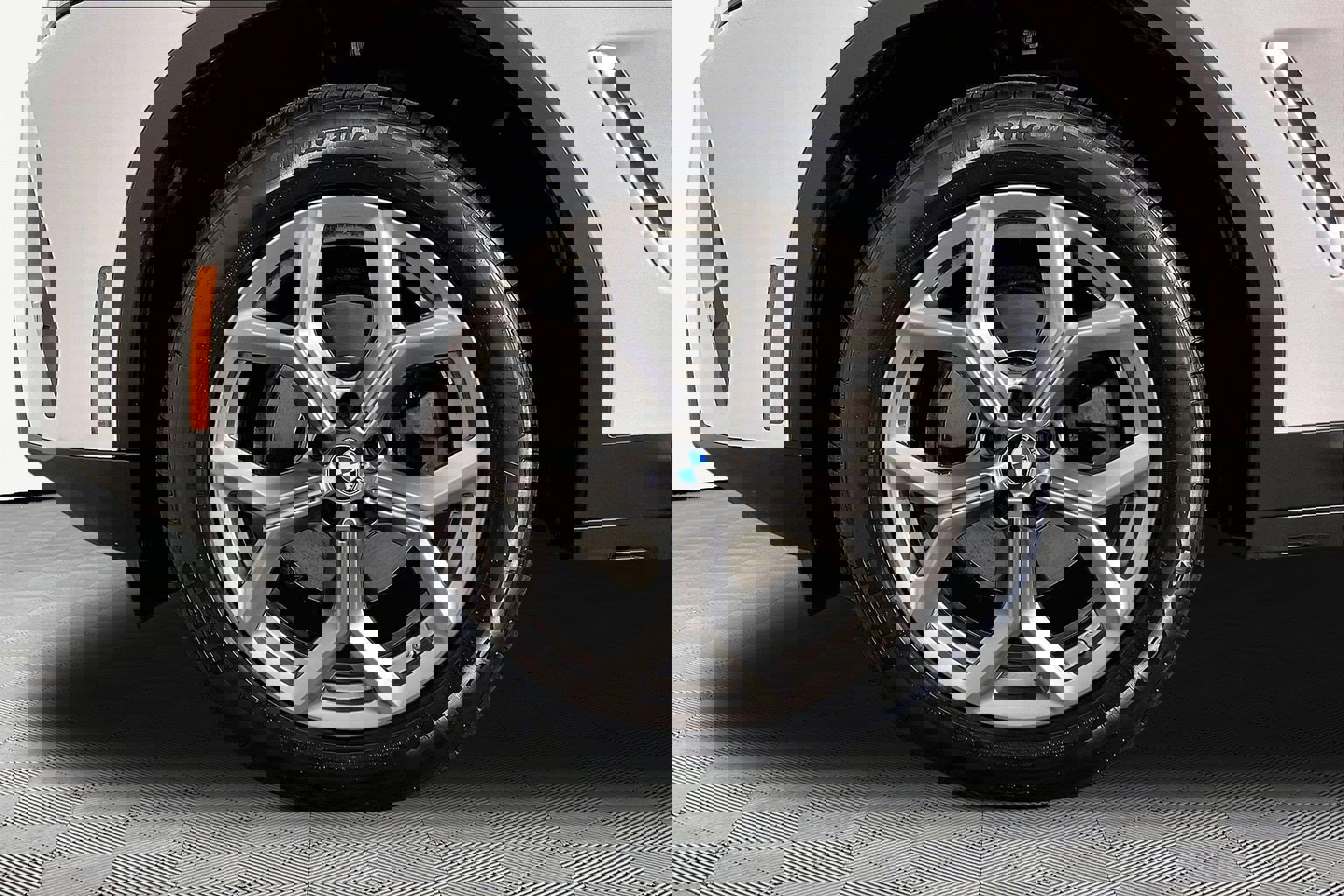 Certified 2023 BMW X3 xDrive30i w/ Convenience Package w/ZPA image 13